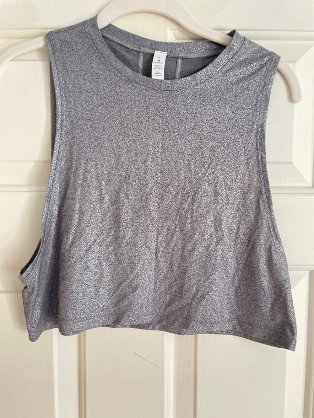 Lululemon crop top size 4